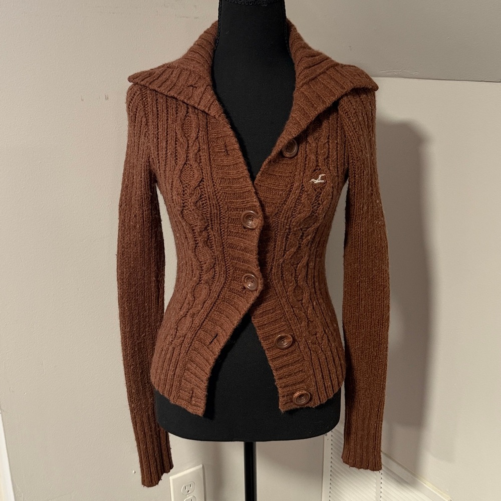 Hollister Tan Knit Sweater